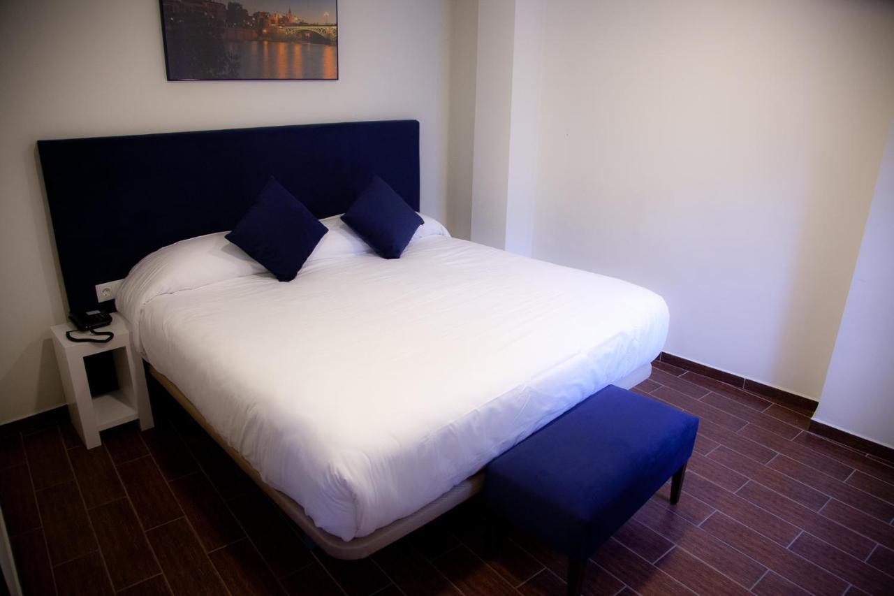 Noches En Triana Hotel Sevilla Eksteriør billede